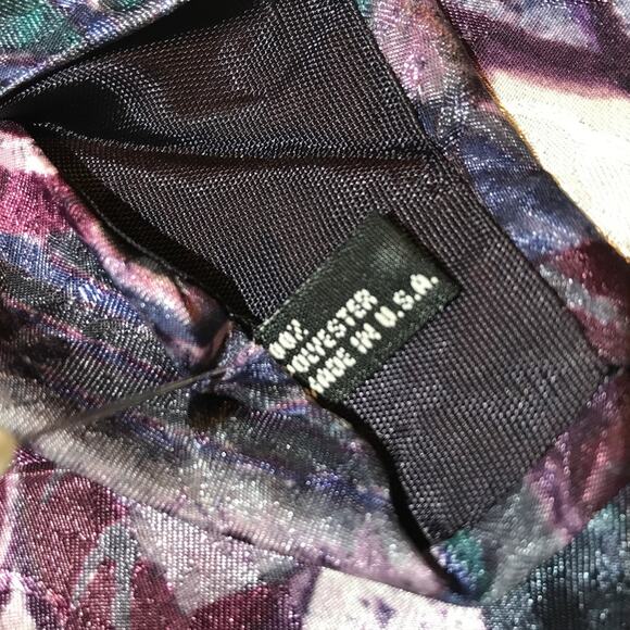 Camden Court Floral Classic Wide Mens Necktie - Picture 3 of 5